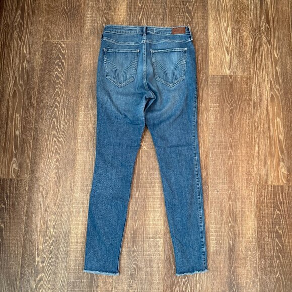 Hollister Curvy High-Rise Super Skinny Jeans – Size 11R/10R - Picture 1 of 13